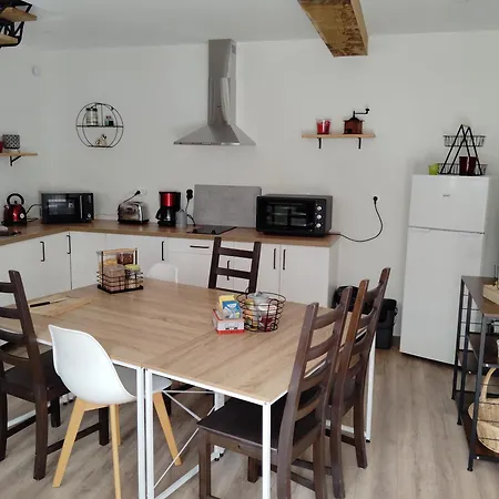 Les Iris - Erable - Petit Dejeuner 3*